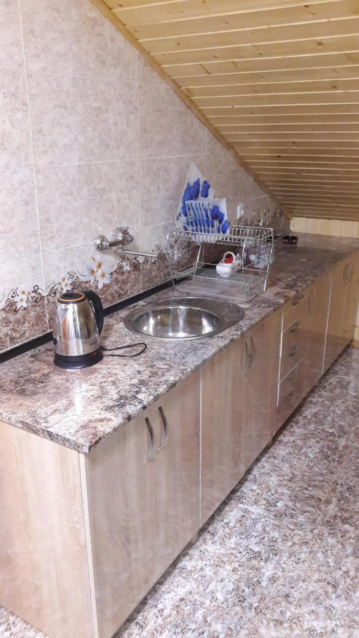 Nini Apartment Tbilisi ภายนอก รูปภาพ